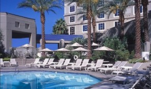 Hilton Grand Vacations Club Las Vegas Hilton Grand Vacations Club Las Vegas Swimming Pool