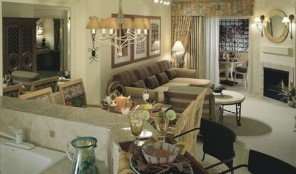Sheraton Desert Oasis Sheraton Desert Oasis Living and Dining Area