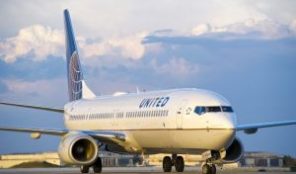 United Airlines to Add 11 Flights to Hawaii united-taxiway-768x512