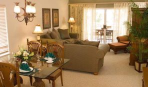 Kona Coast Kona Coast II Living and Dining Areas